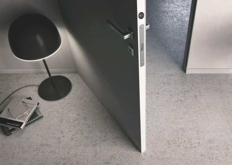 zoom-filum-vantail-aveugle-lisse-rev